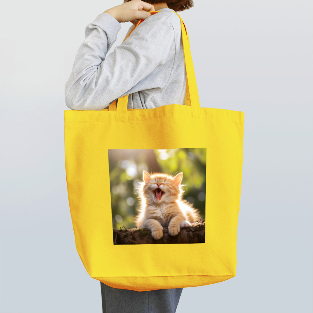 ショップ　猫まみれの子猫のあくび　yawning kitty Tote Bag