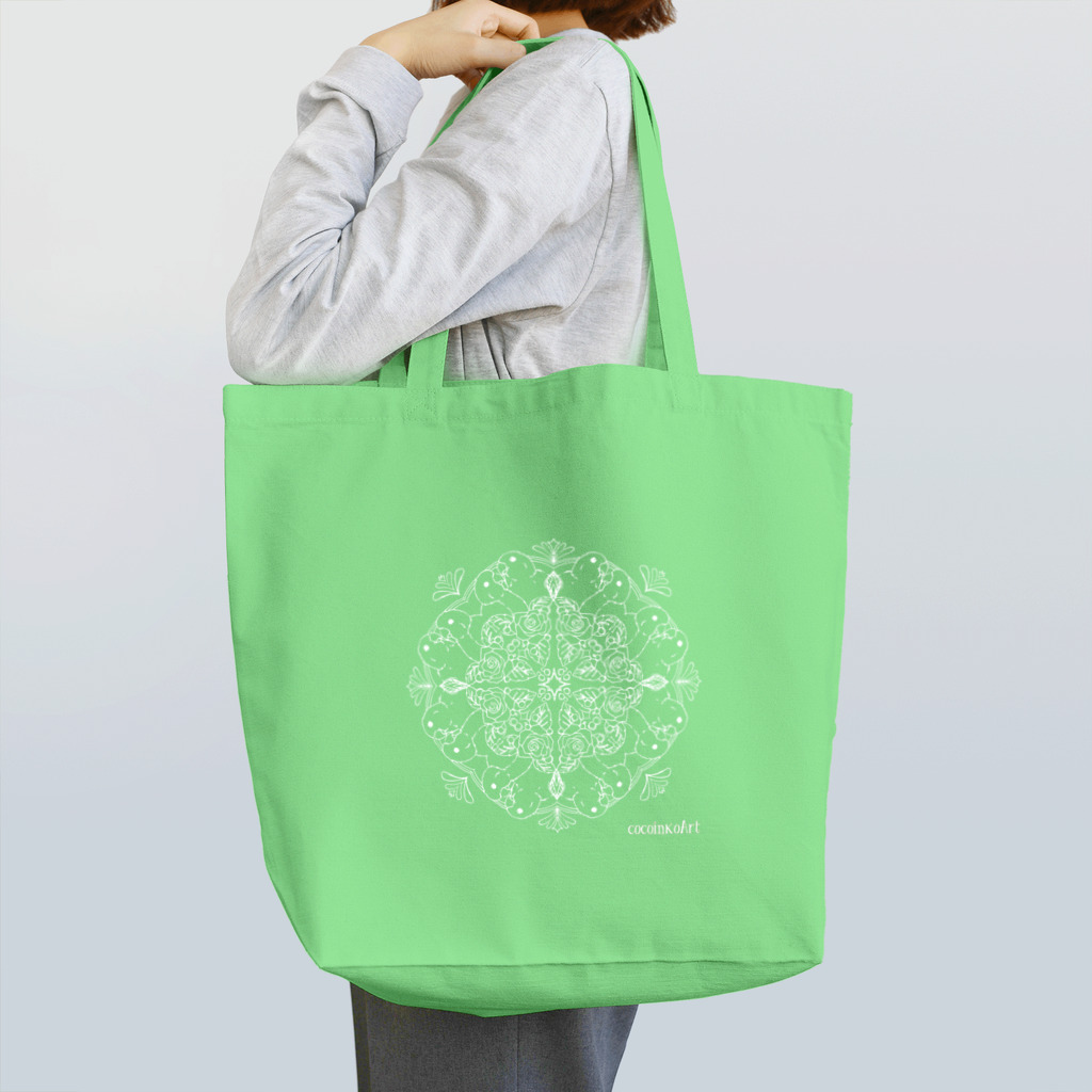 cocoinkoArt　ココ＊インコアートのインコ曼荼羅（コザクラインコ）白文字 Tote Bag