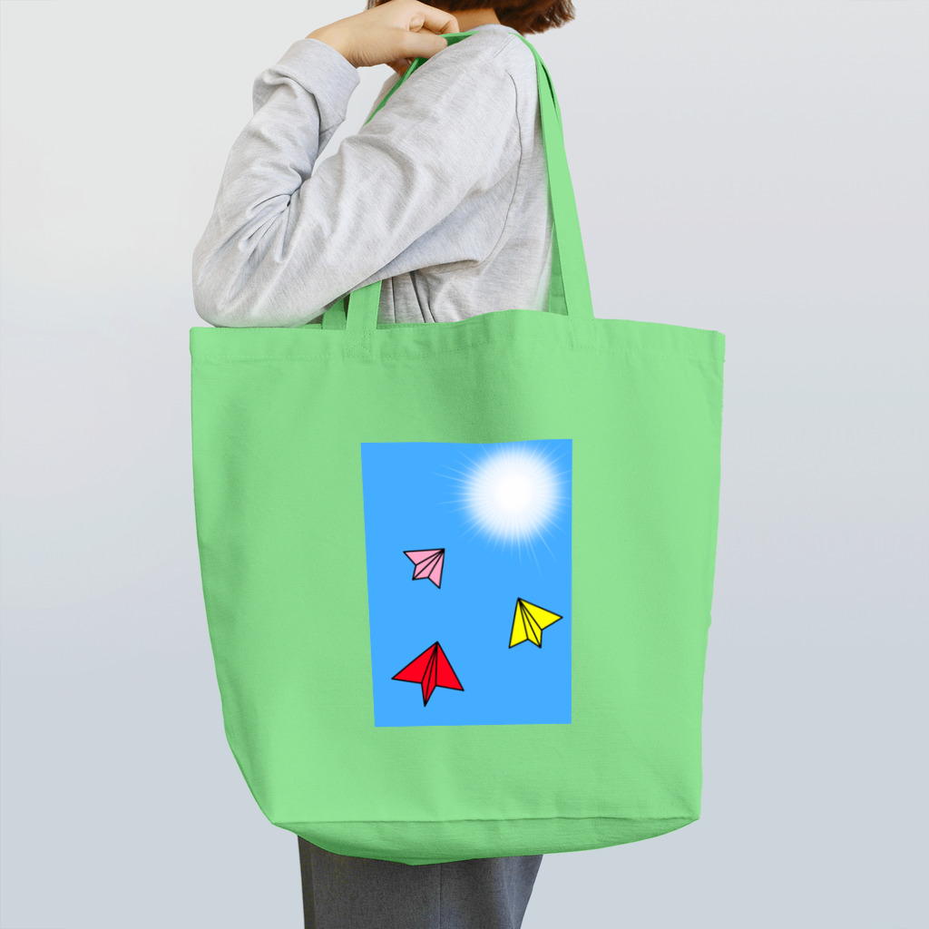 日々好日屋2号店の太陽へ翔べ、紙飛行機！ Tote Bag