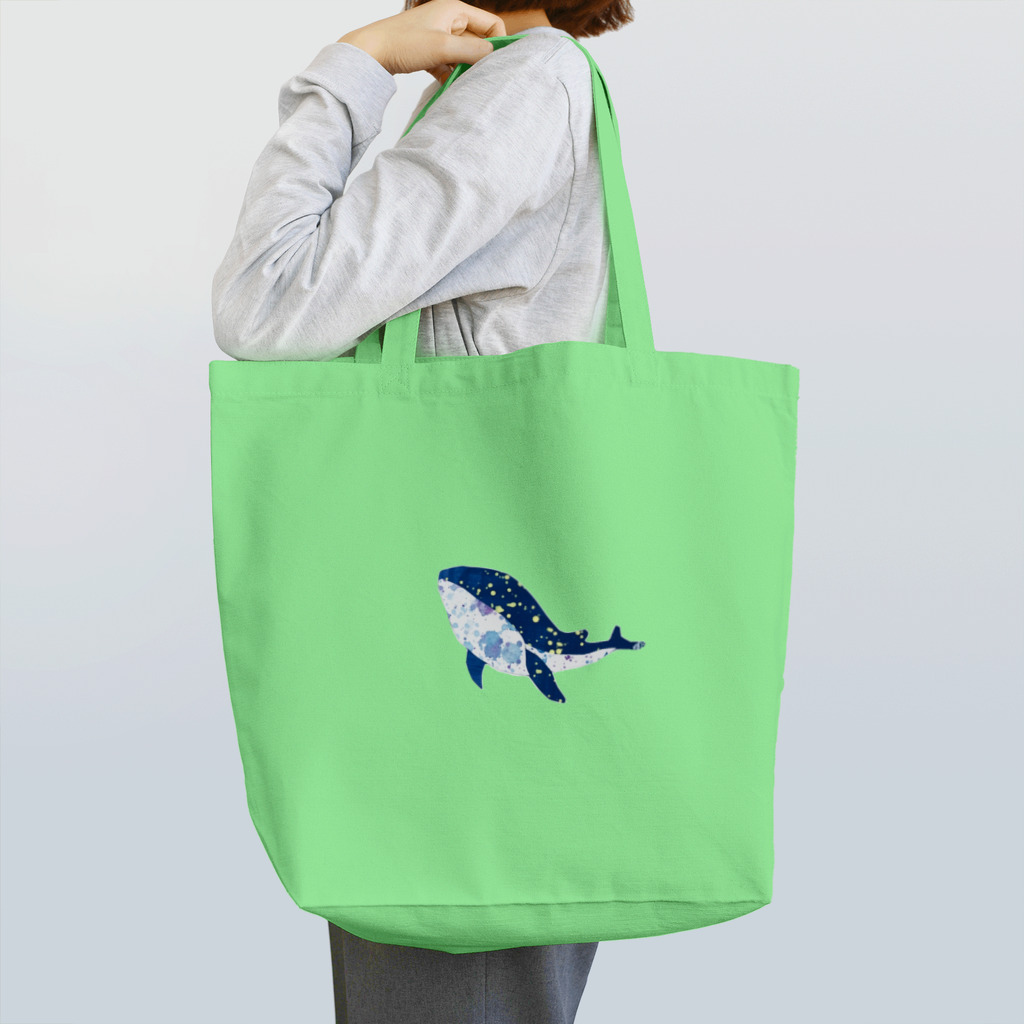 のらりくらり堂の宇宙くじら Tote Bag