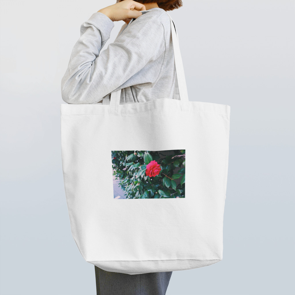 maopeのつやつやの椿 Tote Bag