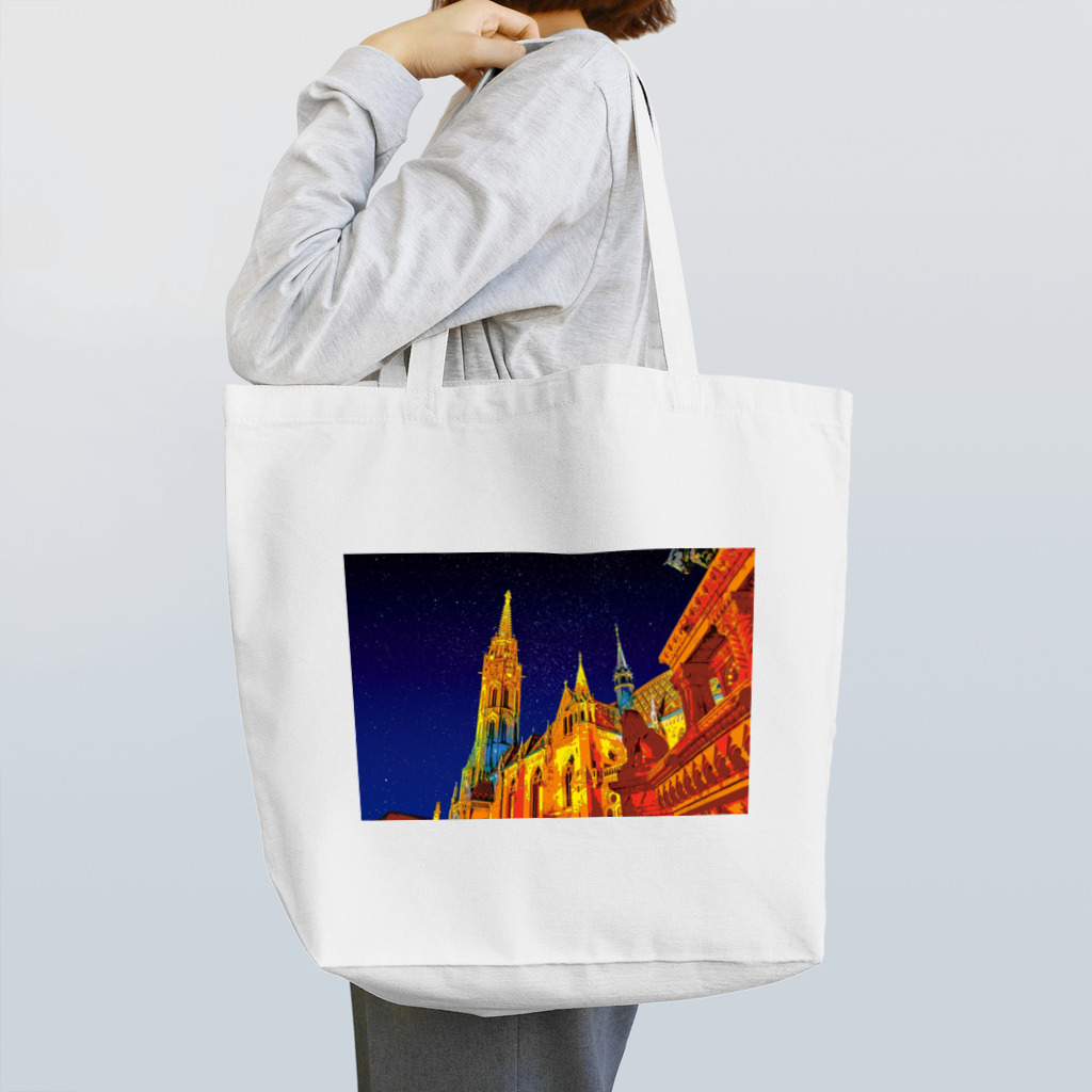 GALLERY misutawoのハンガリー 夜のマーチャーシュ聖堂 Tote Bag