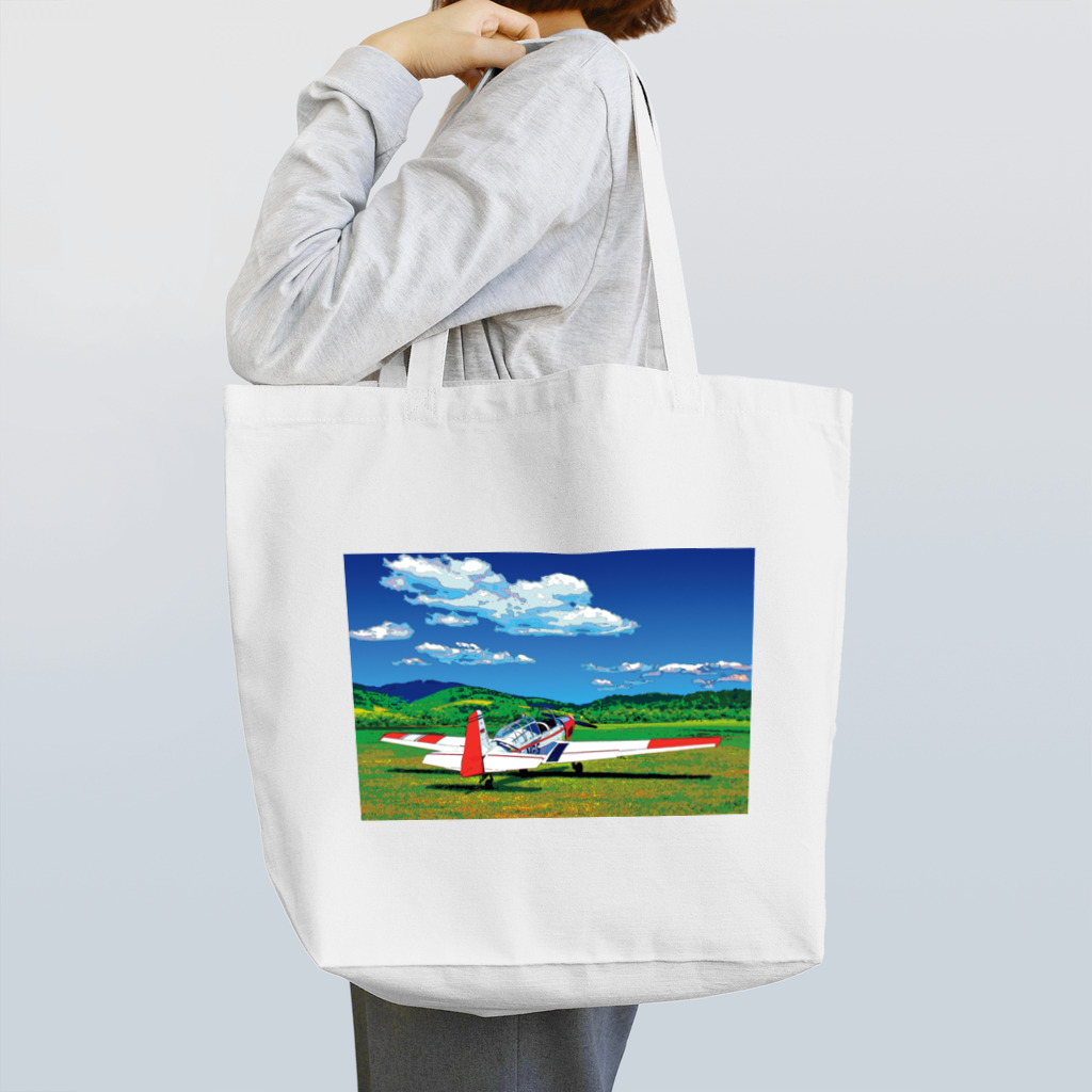 GALLERY misutawoの草原の飛行機 トートバッグ