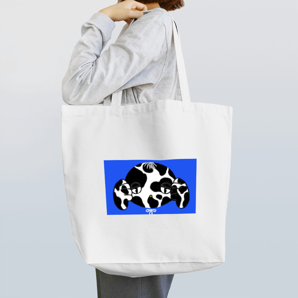 マツマシの牛柄のモンスター Tote Bag