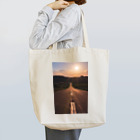 guchy-kの夕陽の向こうは Tote Bag