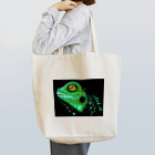 ただの爬虫類好きのグリーンイグアナ Tote Bag