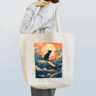 たゆたゆの夕焼けと波乗りする黒猫 Tote Bag