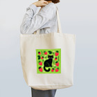 La-peaceの北欧風⑥刺繍柄の猫とイチゴ Tote Bag