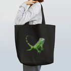 Funny Reptile Artのグリーンイグアナ Tote Bag