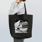 MOONのImagine moonシリーズ Tote Bag
