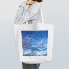 雁花工房（寄付アイテム販売中です）の夜明けの飛び立ち Tote Bag