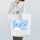 雁花工房（寄付アイテム販売中です）のマガン飛翔３羽 Tote Bag